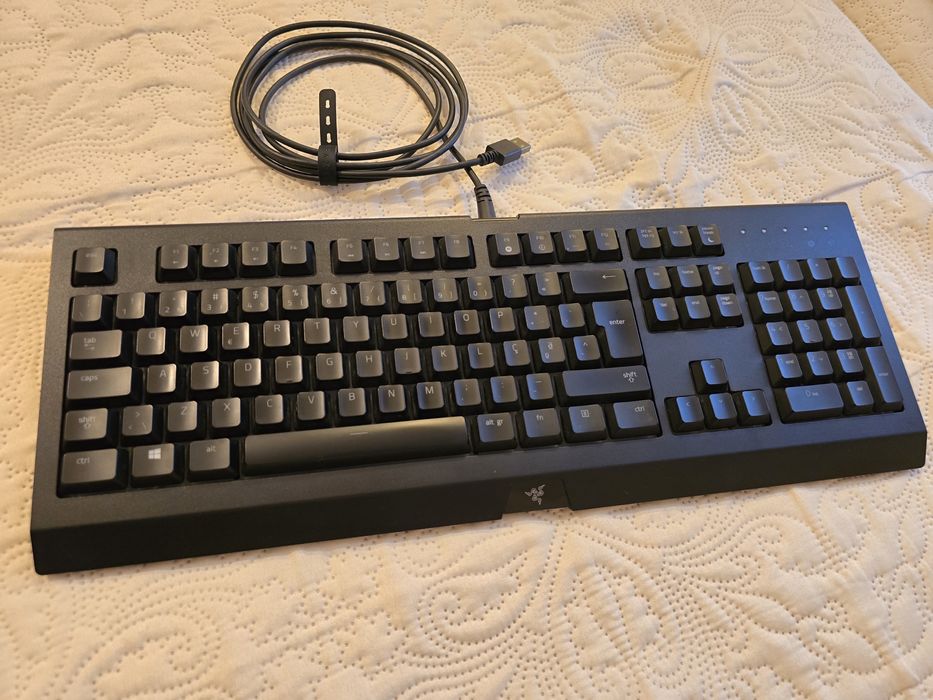 Teclado Como NOVO Gaming Razer Cynosa Chroma RGB !