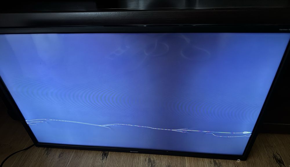Телевізор SHARP LC-32CHG4042E