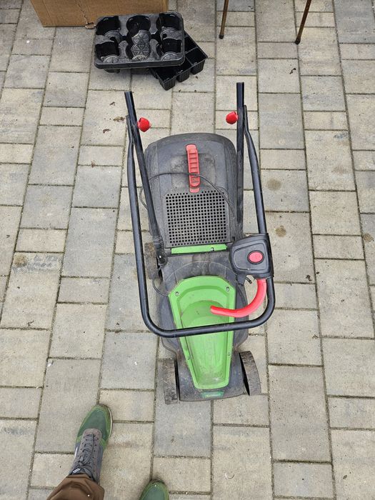 Kosiarka elektryczna Flora Best sprawna