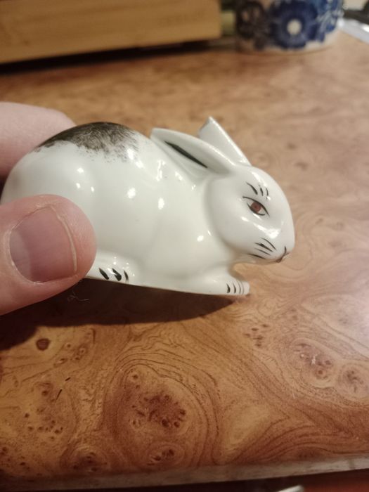 Chodzież, duża stara figurka zająca, retro, vintage