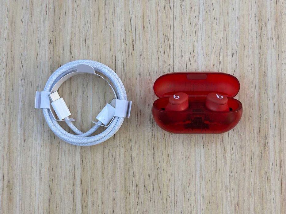 /8528/ б.в. TWS Beats by Dr. Dre Solo Buds Transparent Red (MUW03) Обмін Гарантія