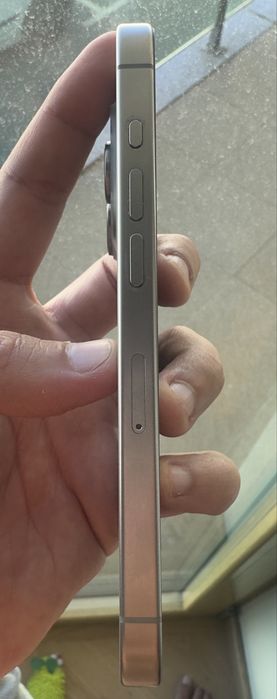 iPhone 15 Pro 256GB Titanium Natural