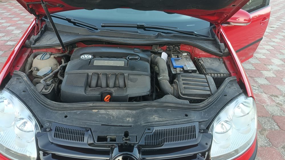 Volkswagen Golf 5 avtomat