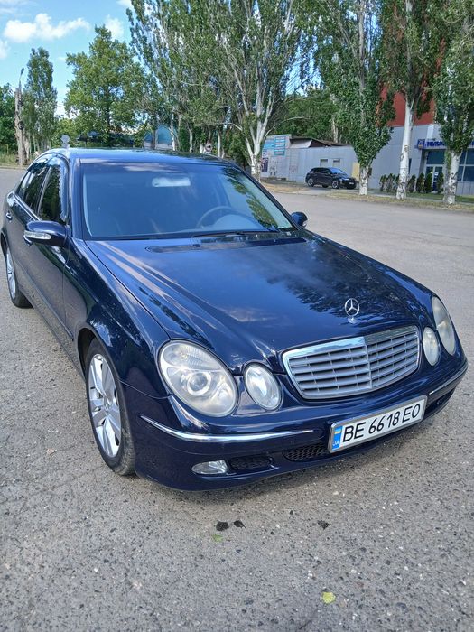 Mercedes-Benz e-class w211