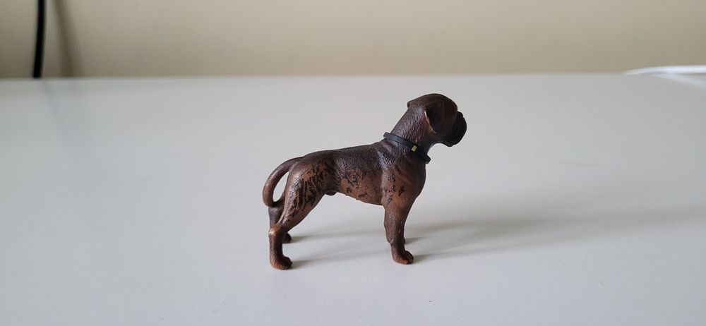 Schleich pies bokser figurka model wycofany z 2012 r.