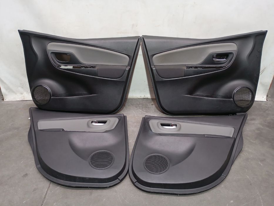 Conjunto de Bancos TOYOTA Yaris (_P13_)