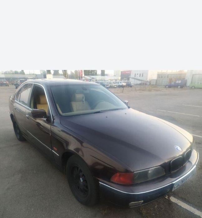 Продам БМВ Е39 на М51В25 механика