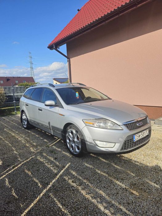Ford mondeo mk4 Titanium 1.8 TDCI 2010