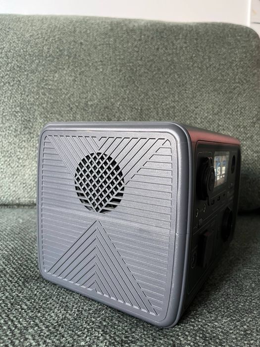 Зарядна станція Bluetti EB3A