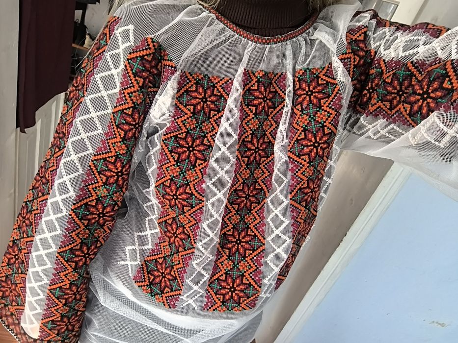 Вишиванка жіноча