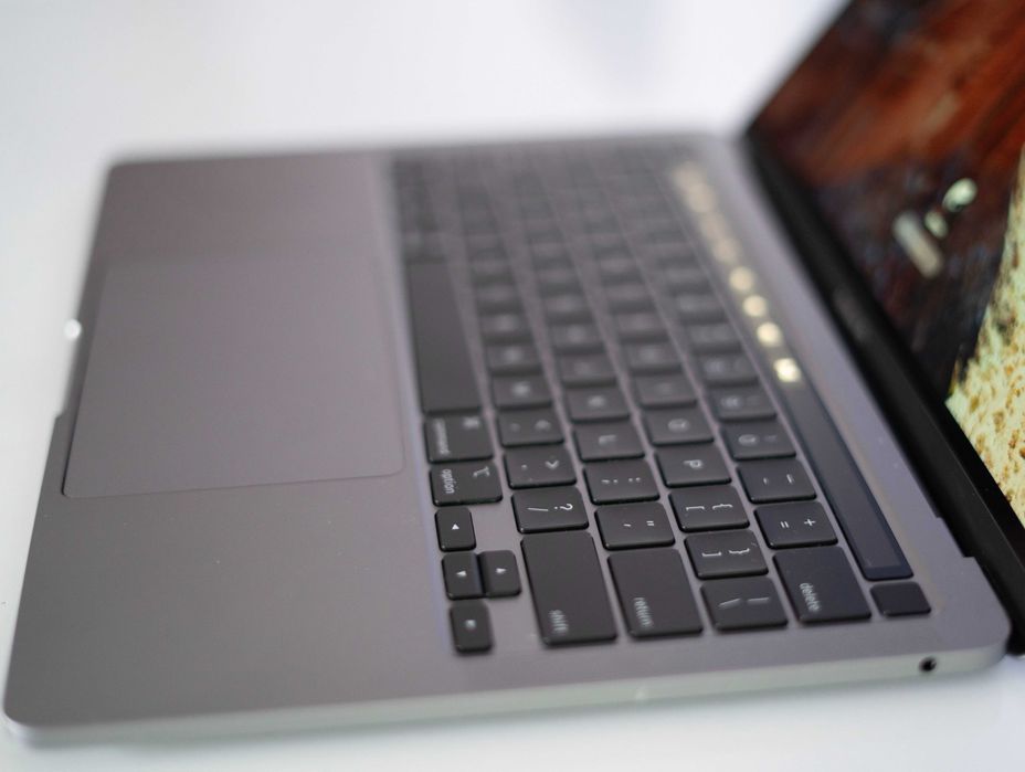 MacBook Pro 13" M1 – Space Gray, 16/1TB, ідеальний стан