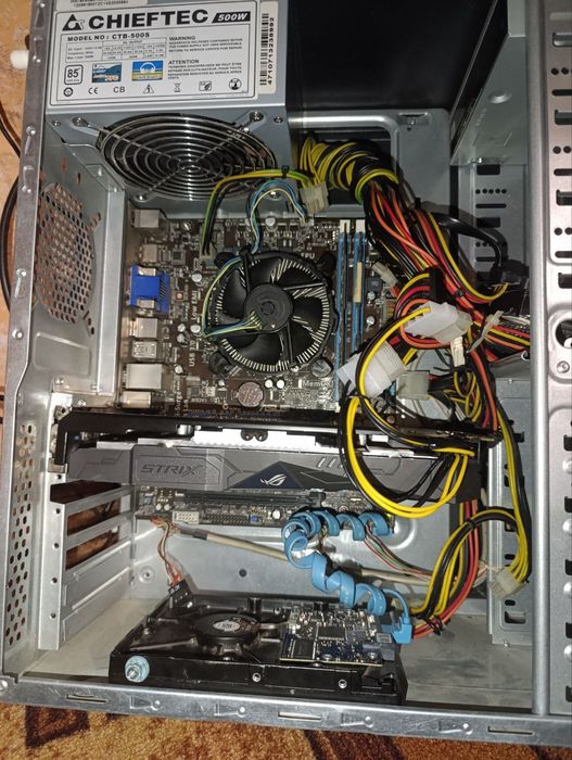 Продаю пк повність справний