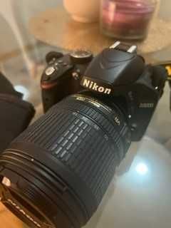 Máquina D3200 + AF-S NIKKOR 18-105 mm