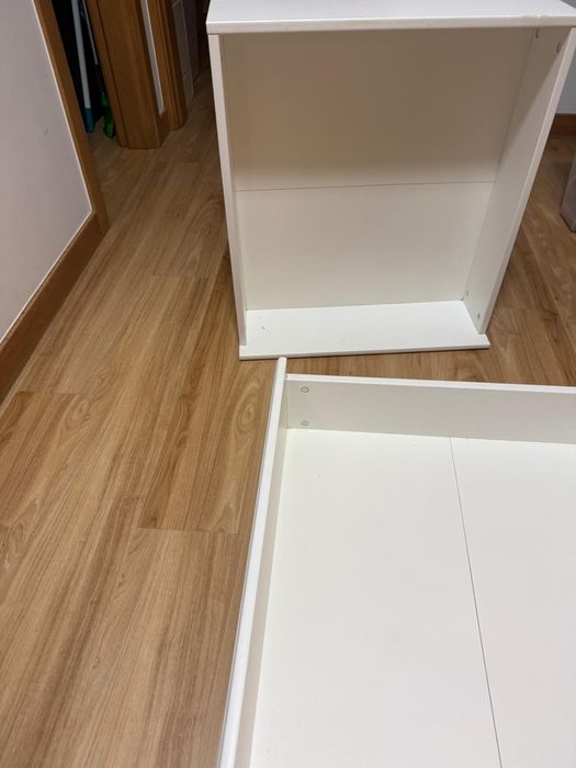 4 gavetas Malm arrumação cama IKEA