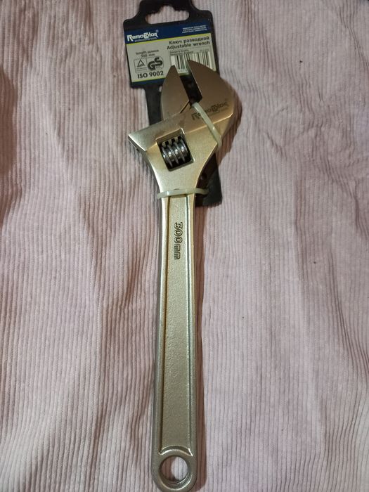 Ключ разводной Remocolor хром-ванадий 300мм