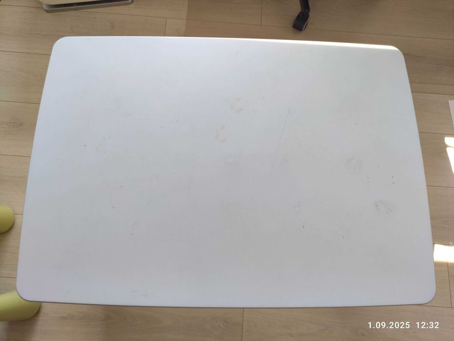 Ikea Mamut stolik i dwa krzesełka
