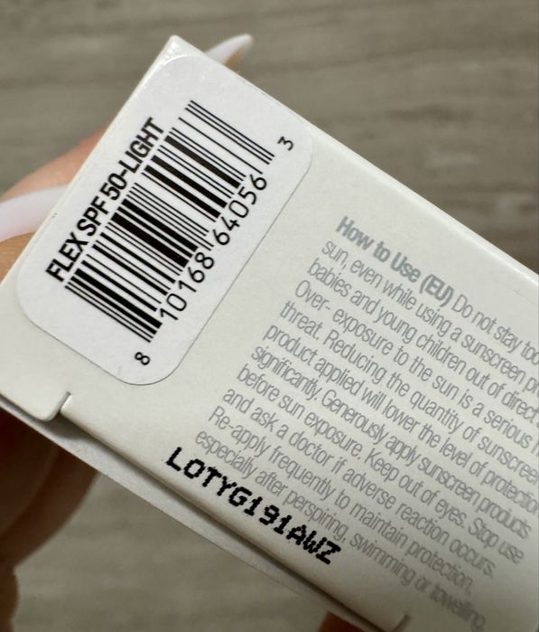 Сонцезахисний крем для обличчя colorescience flex spf 50 - light