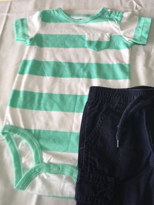 Calça OshKosh e tshirt Carters 12 meses