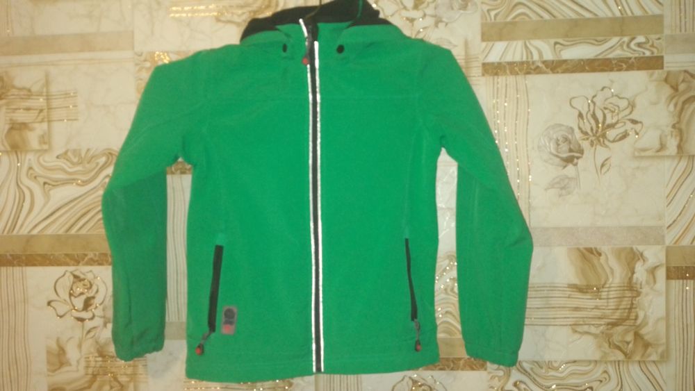 Куртки  весна 134-140