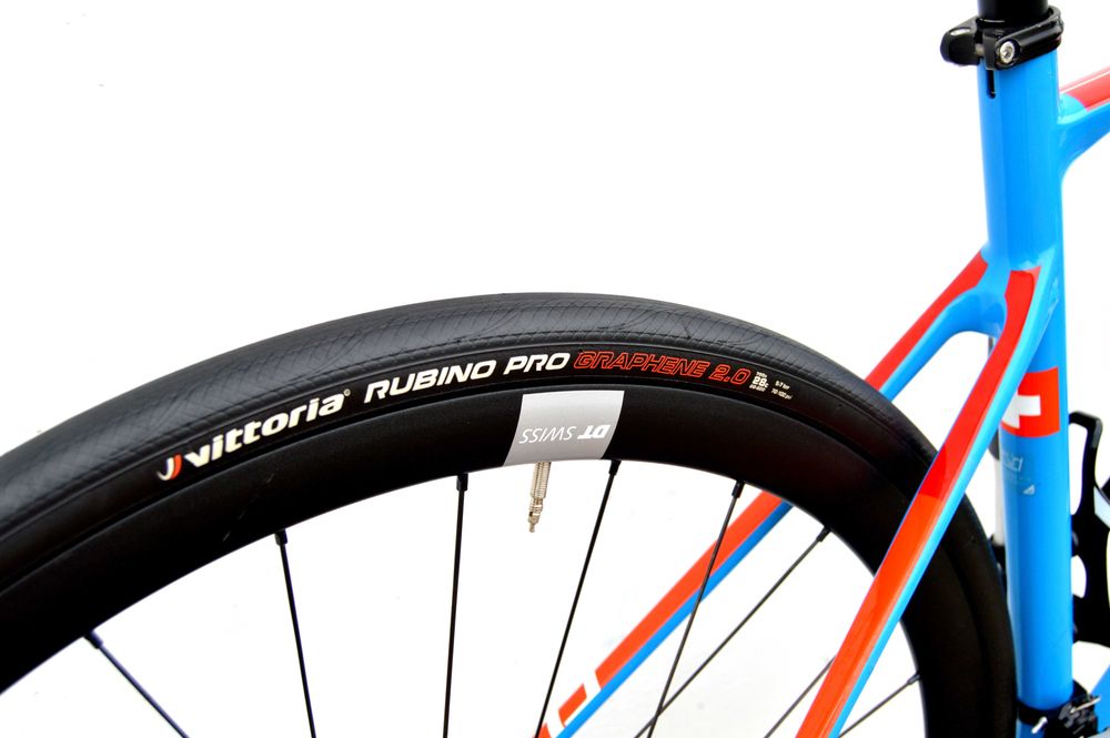 FV23% Endurance CUBE ATTAIN GTC DISC Carbon Ultegra R8000 DT Swiss 11s