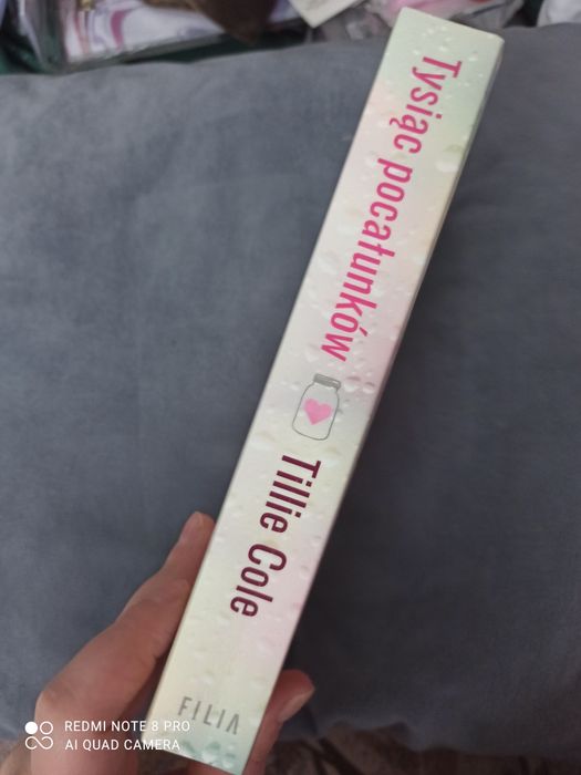 Książka tysiąc pocałunków