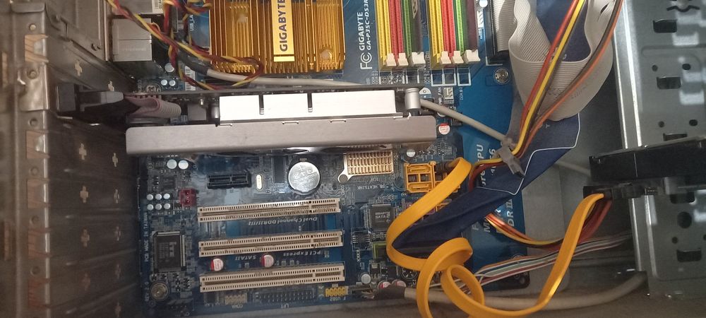 Настольный компьютер.