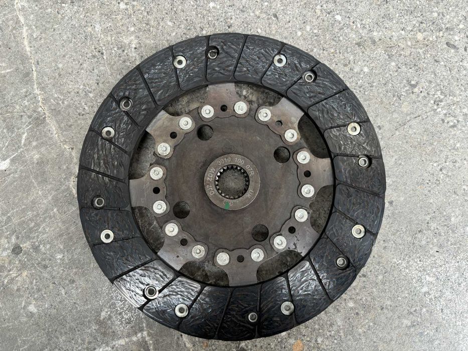 Зчеплення Корзина Диск Демпфер Dacia Lodgy Dokker Duster 1.5 dCi