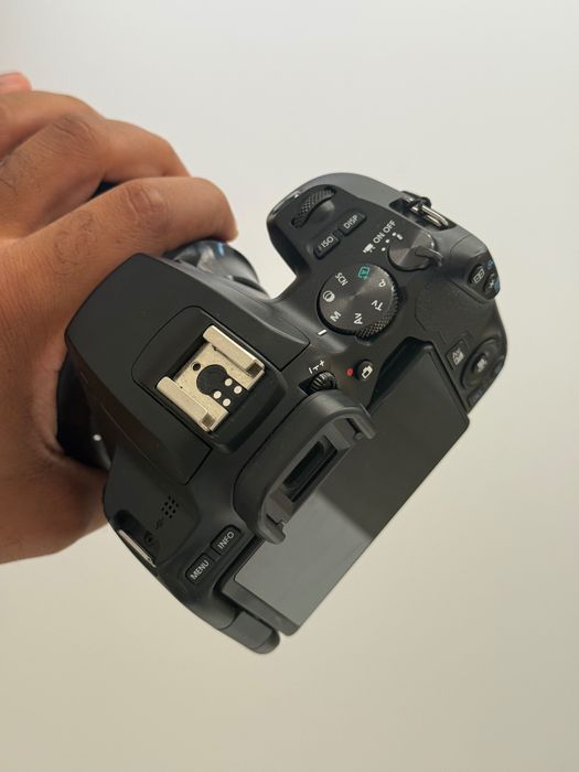 Canon 250D 4K 20.3MP + SIGMA 24-105 f.4