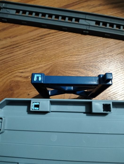 Linha de comboio " Robot Trains"