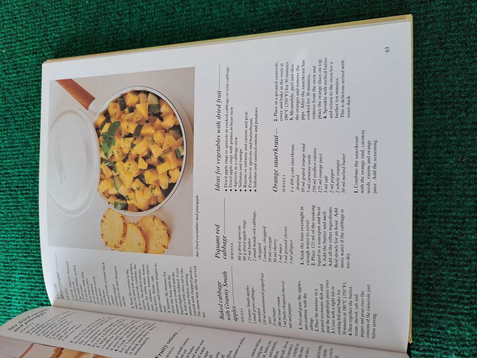 South African Fruit Cooking & Preserving - Magdaleen van Wyk