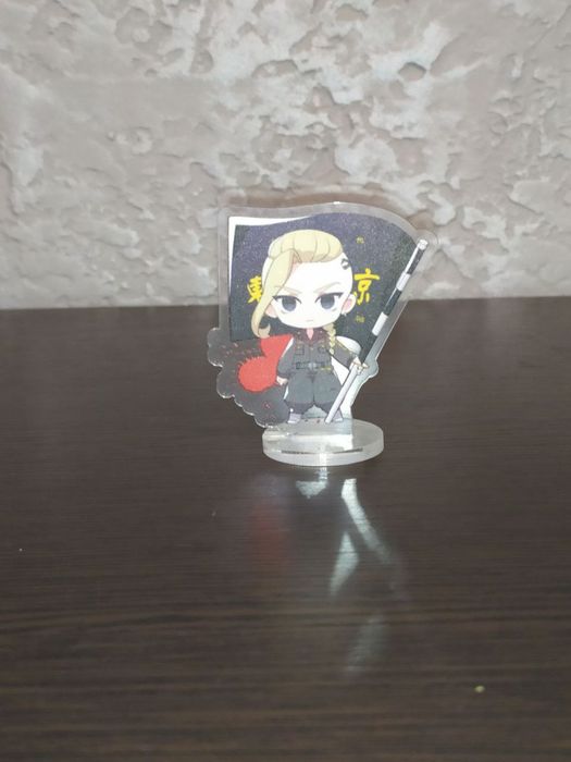 Акриловый аниме стенд, в отличном состоянии