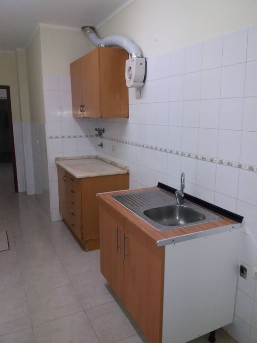 Arrenda-se apartamento T1 - Centro da Vila