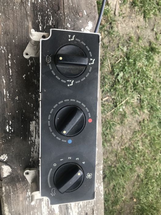 Регулятор Пічки Пежо Сітроен