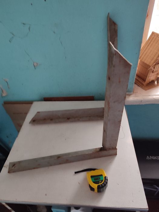 Продам крепление под навес с уголка 50  мм