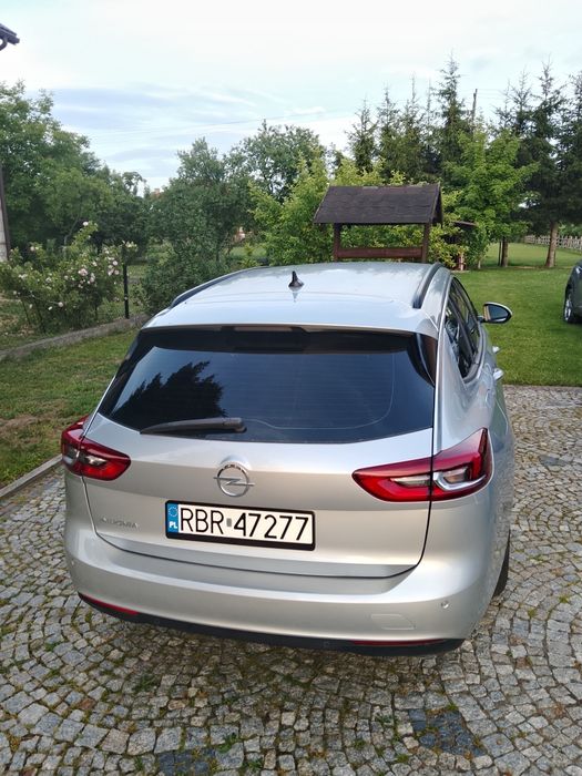 Opel Insignia  1.6 136 KM