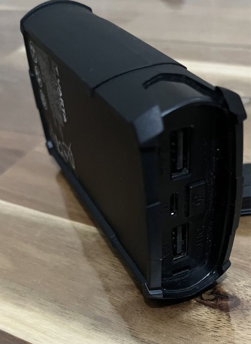 Power bank varta anti choque
