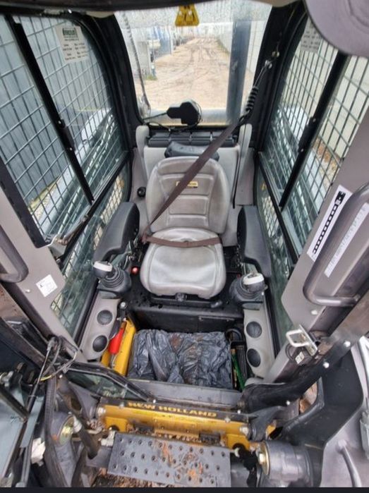 Skid steer loader Ładowarka  New Holland L218 nie bobcat cat  Jak nowa