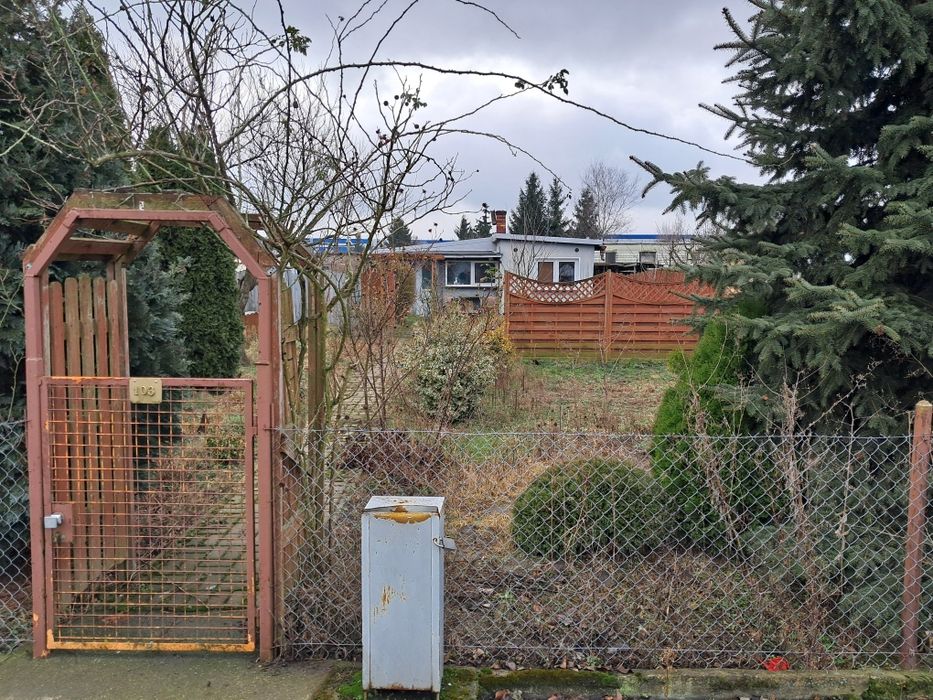 Działka ogrodowa  ROD "Pod Lipami" Działkowców