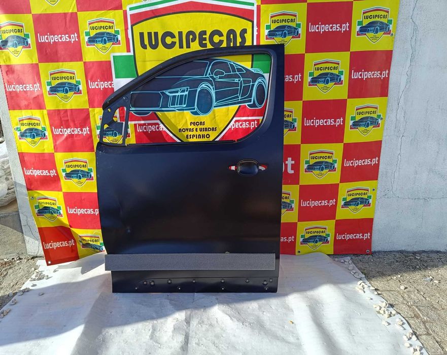 Painel da Porta Esquerda Citroen Jumpy | 121545