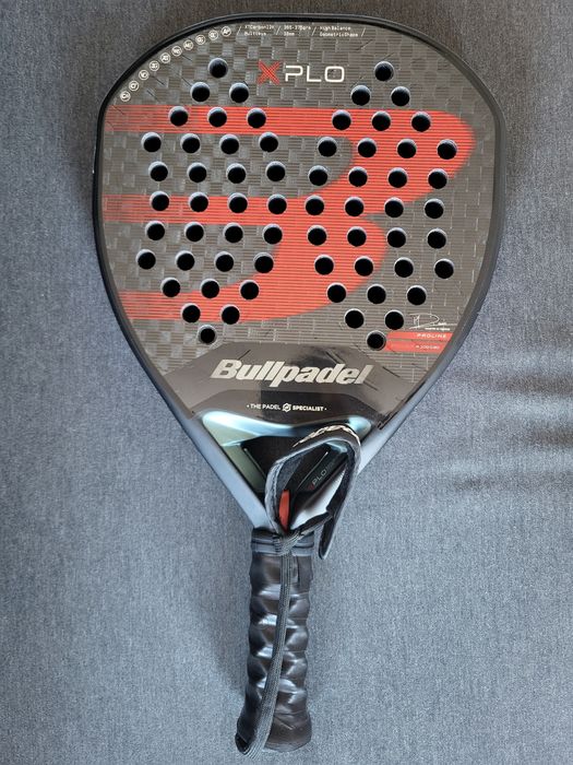 Vendo Raquete de Padel Bullpadel XPLO 2025 COMO NOVA