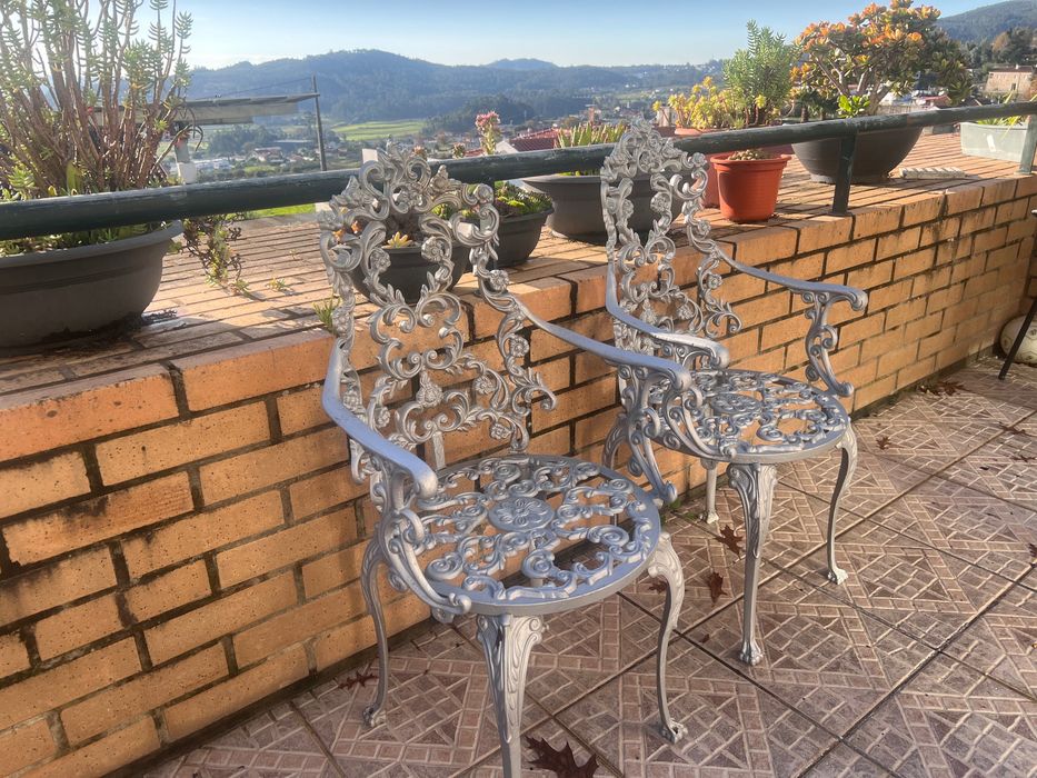 Cadeiras decorativa jardim