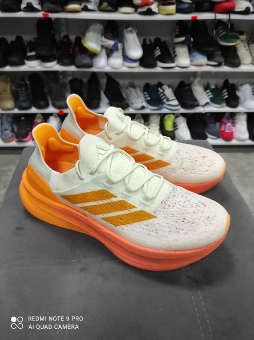 ОРИГІНАЛ 100% Кросівки Adidas Ultraboost 5 Strung 42 2/3