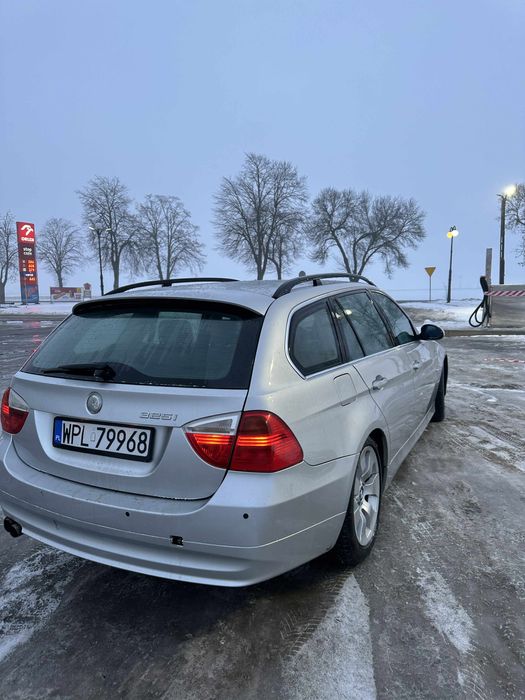 Bmw e91 2,5i.  218 koni