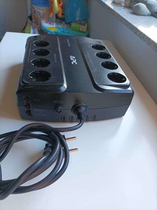 UPS ES 550 da conceituada marca APC64551035548291121