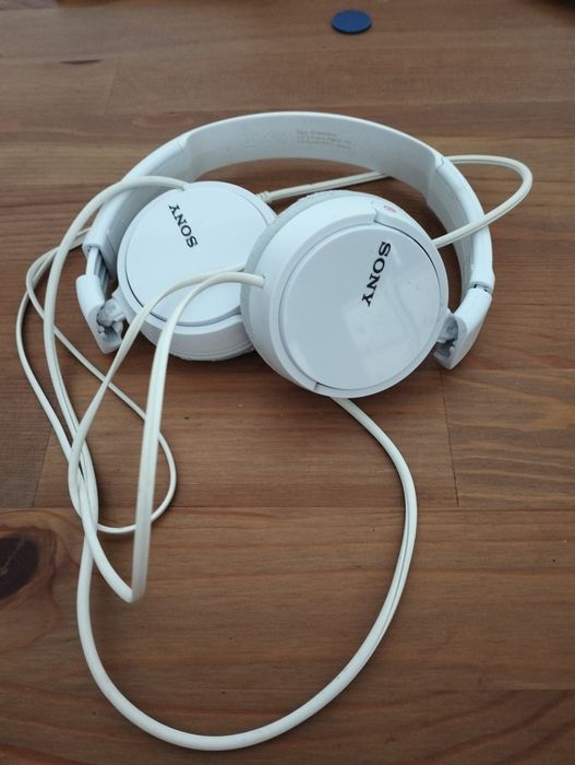 Słuchawki Sony  białe uzywane