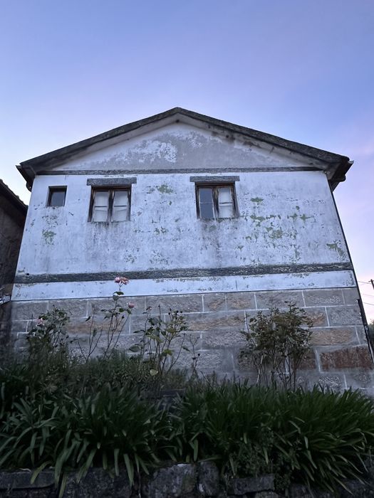 Moradia para reconstruçao