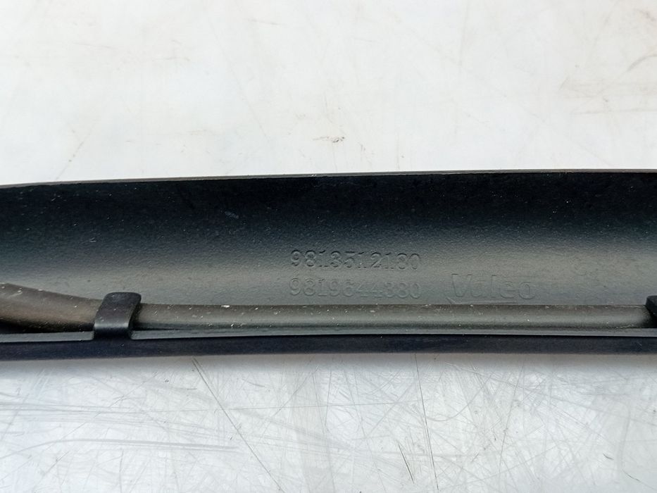 Haste / braço de escova limpa vidros frente direita PEUGEOT 508 II