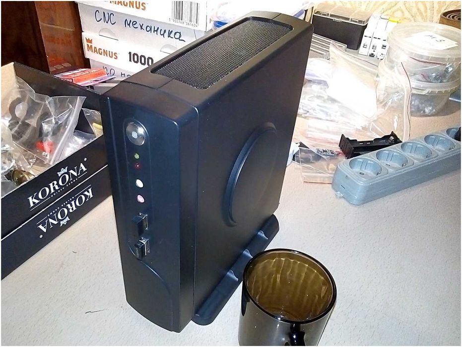 Системный бесшумный блок Mini ITX в отличном состоянии, питание 12 в