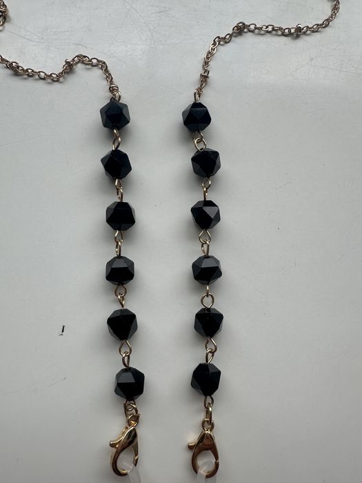 Łańcuszek do okularów czarne kryształki