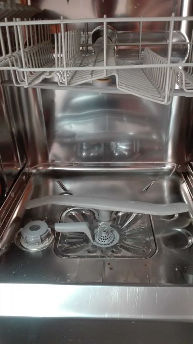 Maquina lavar loiça aeg favorit